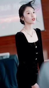 新版：我的美女总裁 全集(大结局)